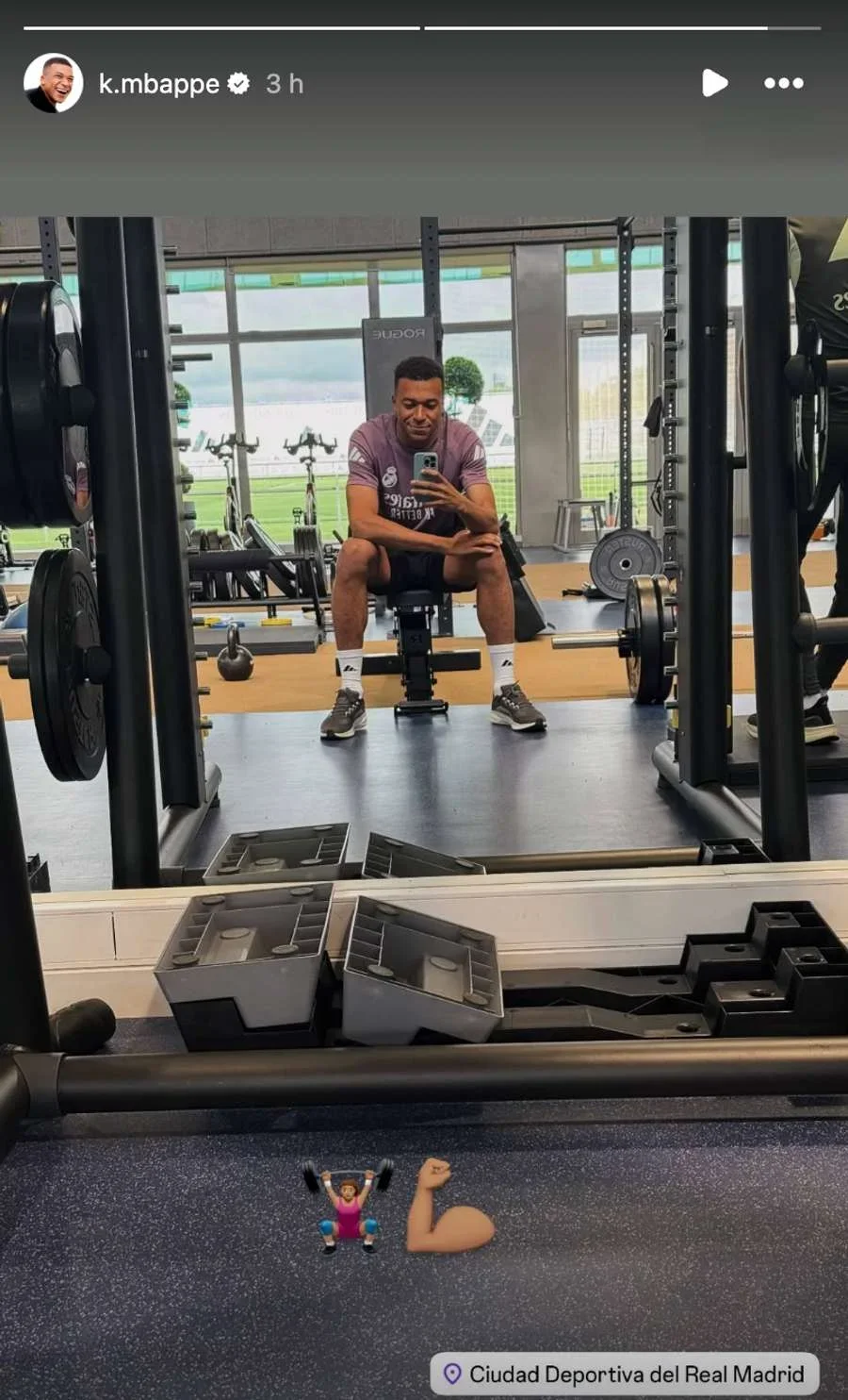 Mbappé, entrenando en Valdebebas durante el día libre